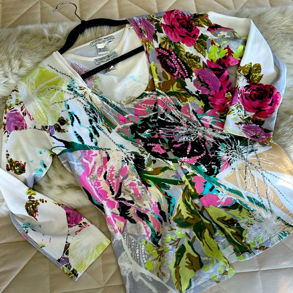Alberto Makali (Nordstrom) 2pc Embellished Floral knit sweater set - Sz Med